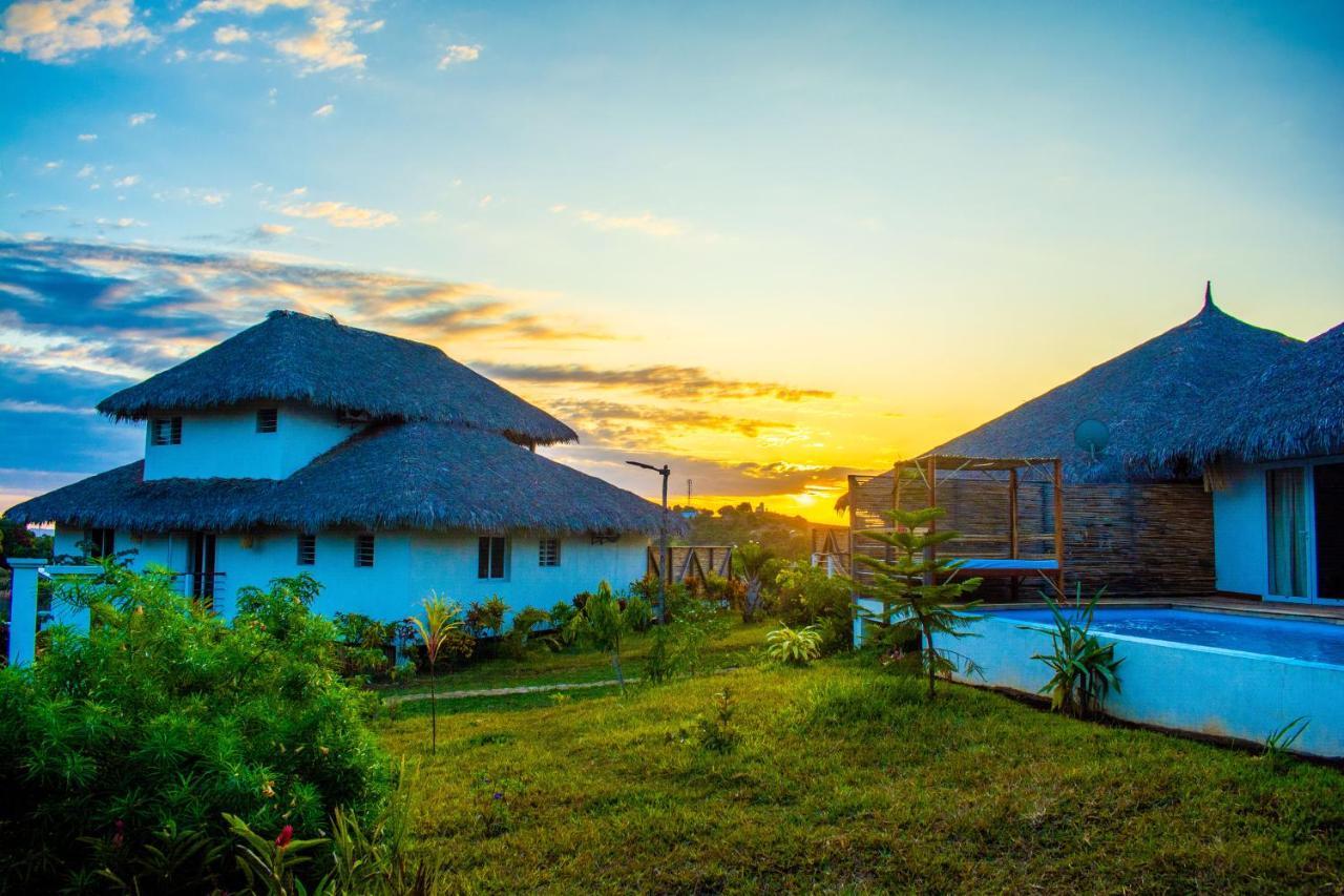 Tiako Villas Ambondrona  Luaran gambar